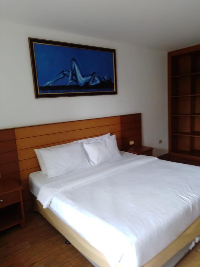 View Talay 6 Suite Apartments Патая Екстериор снимка