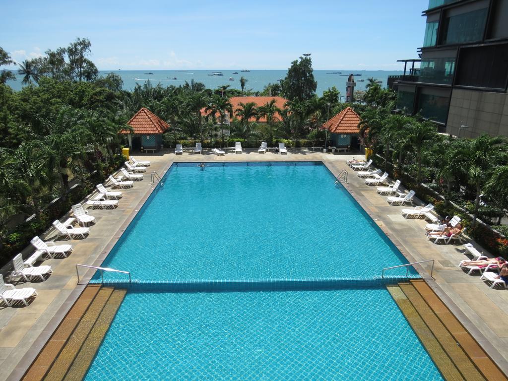 View Talay 6 Suite Apartments Патая Екстериор снимка