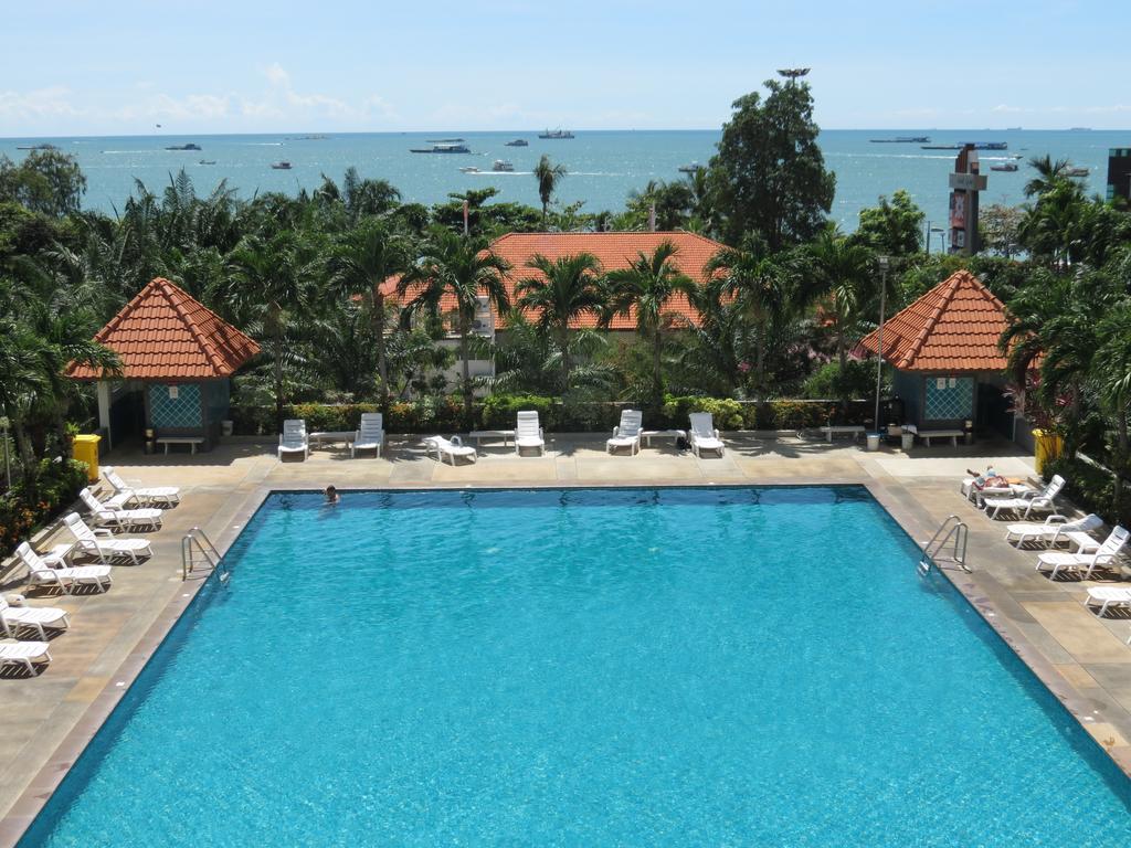 View Talay 6 Suite Apartments Патая Екстериор снимка