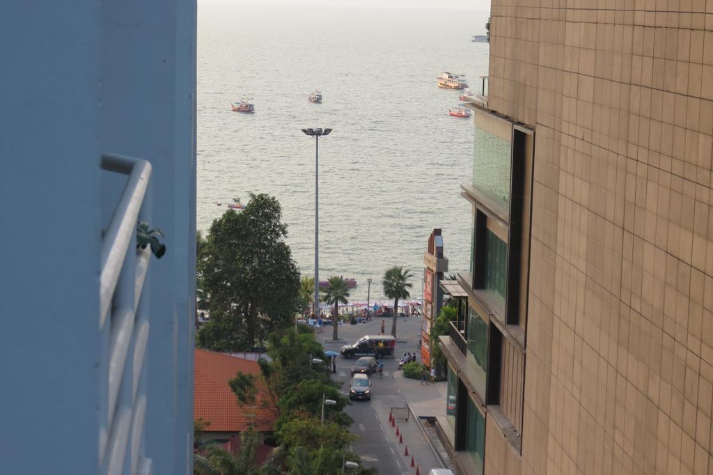 View Talay 6 Suite Apartments Патая Стая снимка