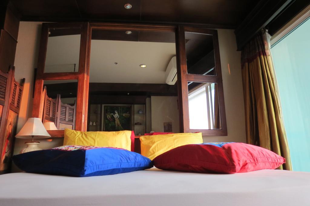 View Talay 6 Suite Apartments Патая Екстериор снимка