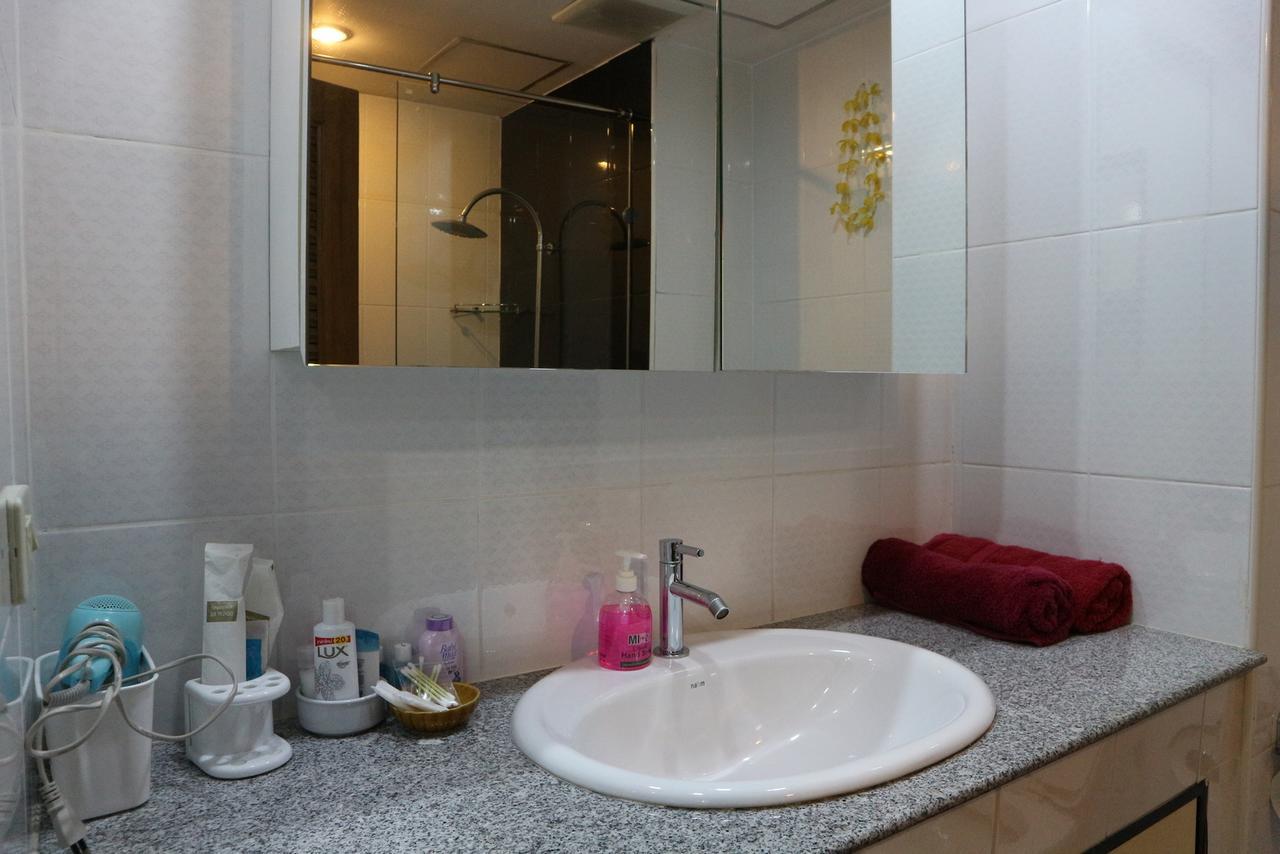 View Talay 6 Suite Apartments Патая Екстериор снимка