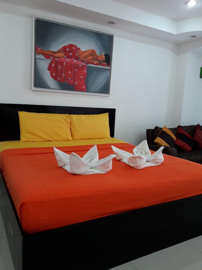 View Talay 6 Suite Apartments Патая Екстериор снимка