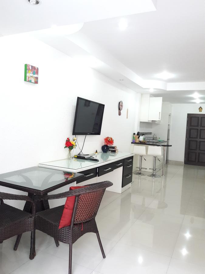 View Talay 6 Suite Apartments Патая Екстериор снимка